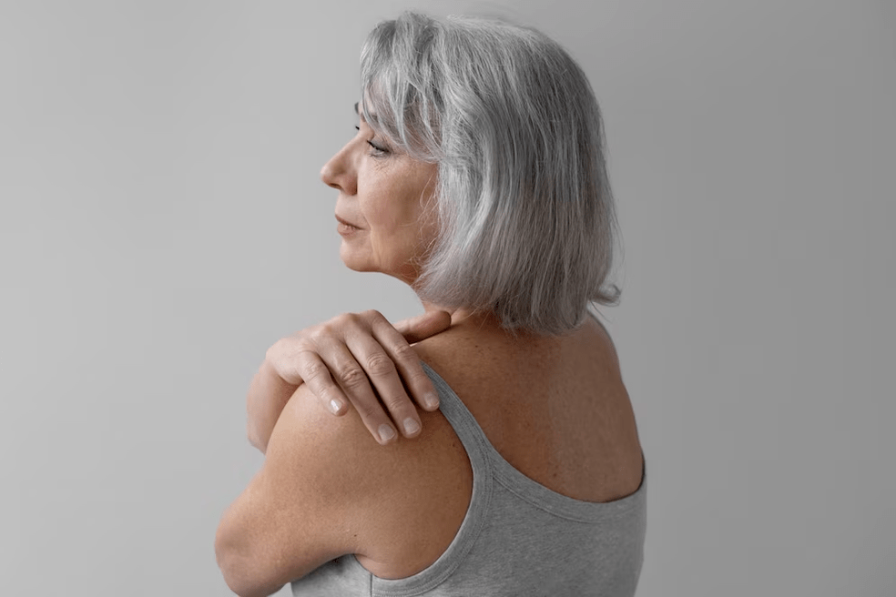 Osteochondrose van de thoracale wervelkolom wordt vaker gediagnosticeerd bij oudere mensen