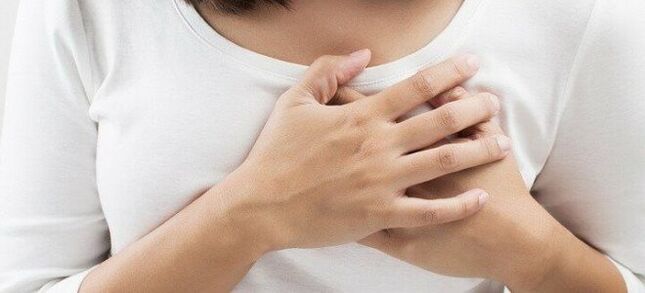 In tegenstelling tot thoracale osteochondrose gaat VSD gepaard met pijn in het hart